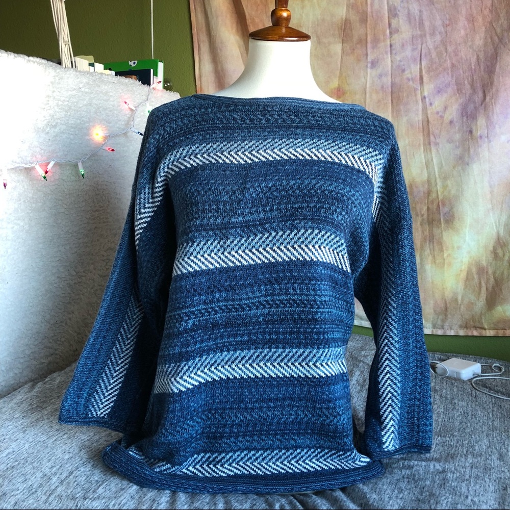 SOLDblue authentic vintage sweater